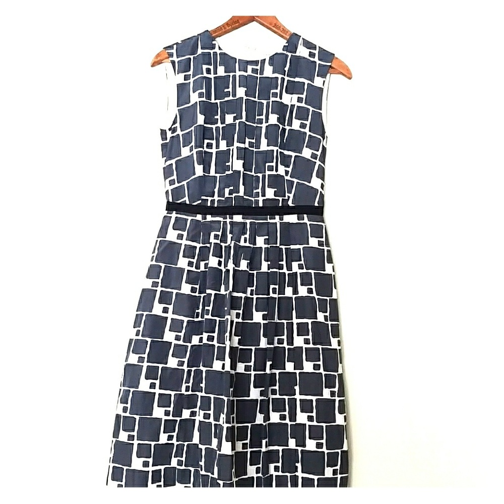 Smart Banana Republic Sleeveless Silk Blend Dress